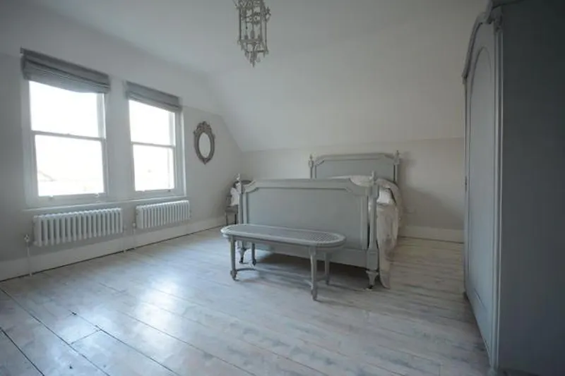 Norwood location house, B1669 (photo 27)