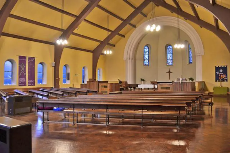 Ballroom at Film location CH94 in London (photo 2)