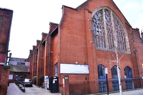 Latimer Road sports hall, Q106