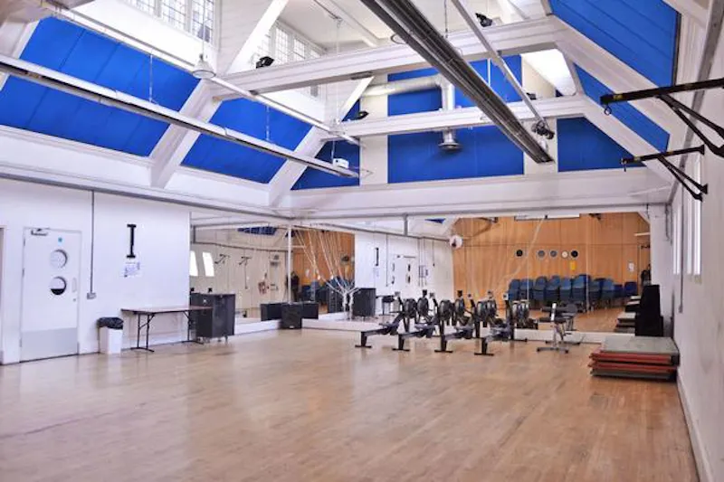 Latimer Road sports hall, Q106 (photo 24)