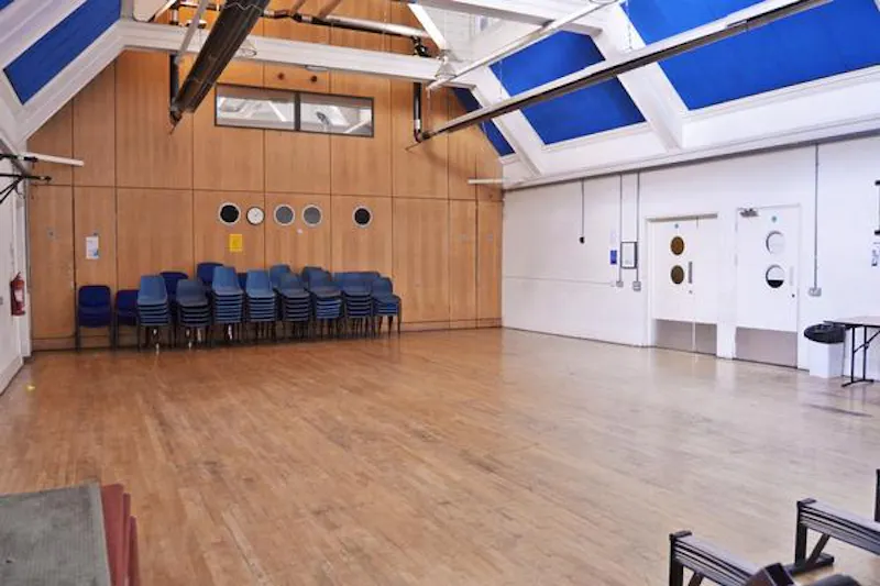 Latimer Road sports hall, Q106 (photo 25)