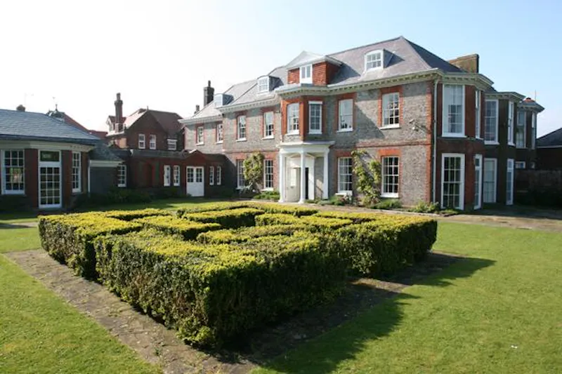 Garden - formal at Stone Eastbourne house, A1378 (photo 1)