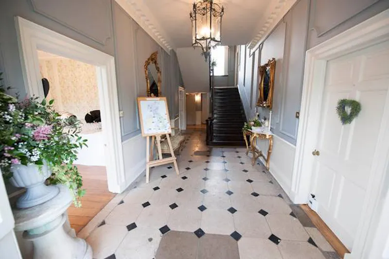 Entrance hall at Stone Eastbourne house, A1378 (photo 3)