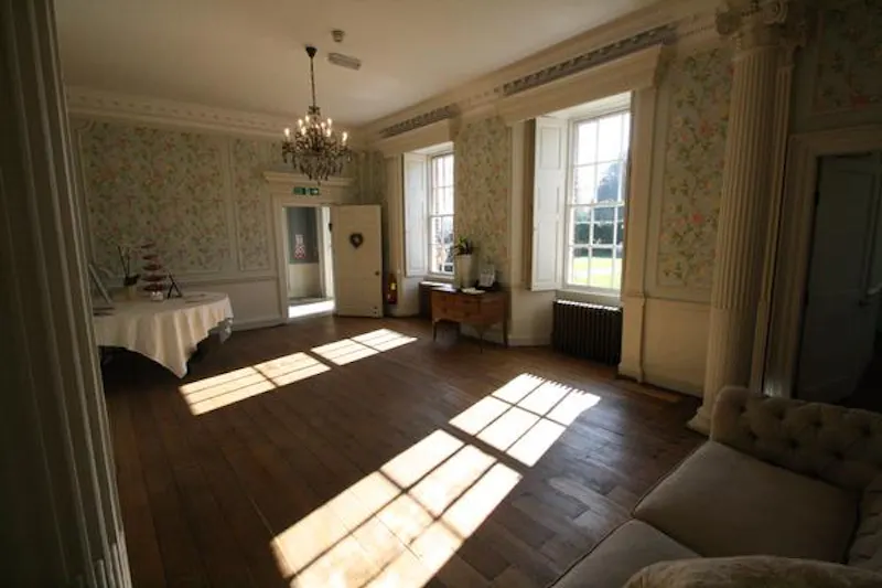 Stone Eastbourne house, A1378 (photo 8)