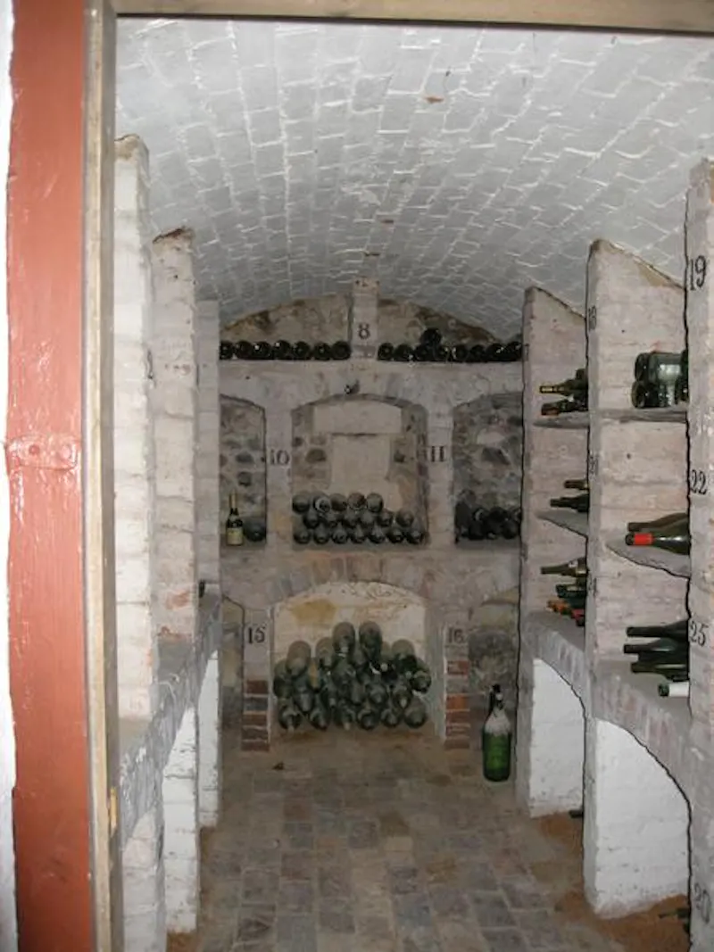 Cellar at Stone Eastbourne house, A1378 (photo 21)