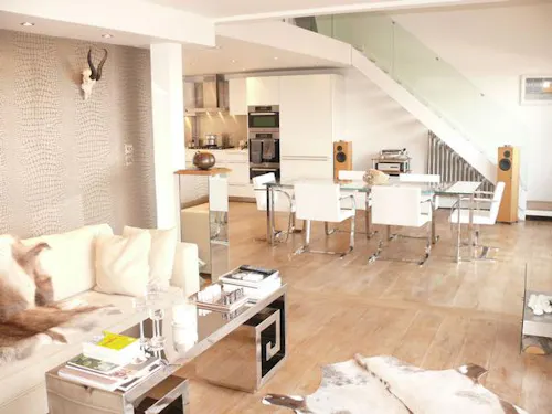 Bright and airy flat in Islington, F1077