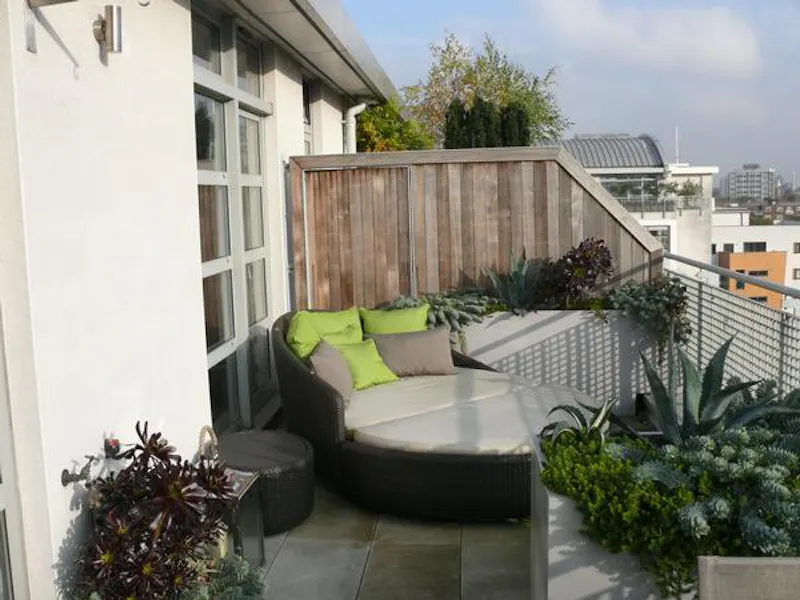 Roof terrace at Bright and airy flat in Islington, F1077 (photo 18)