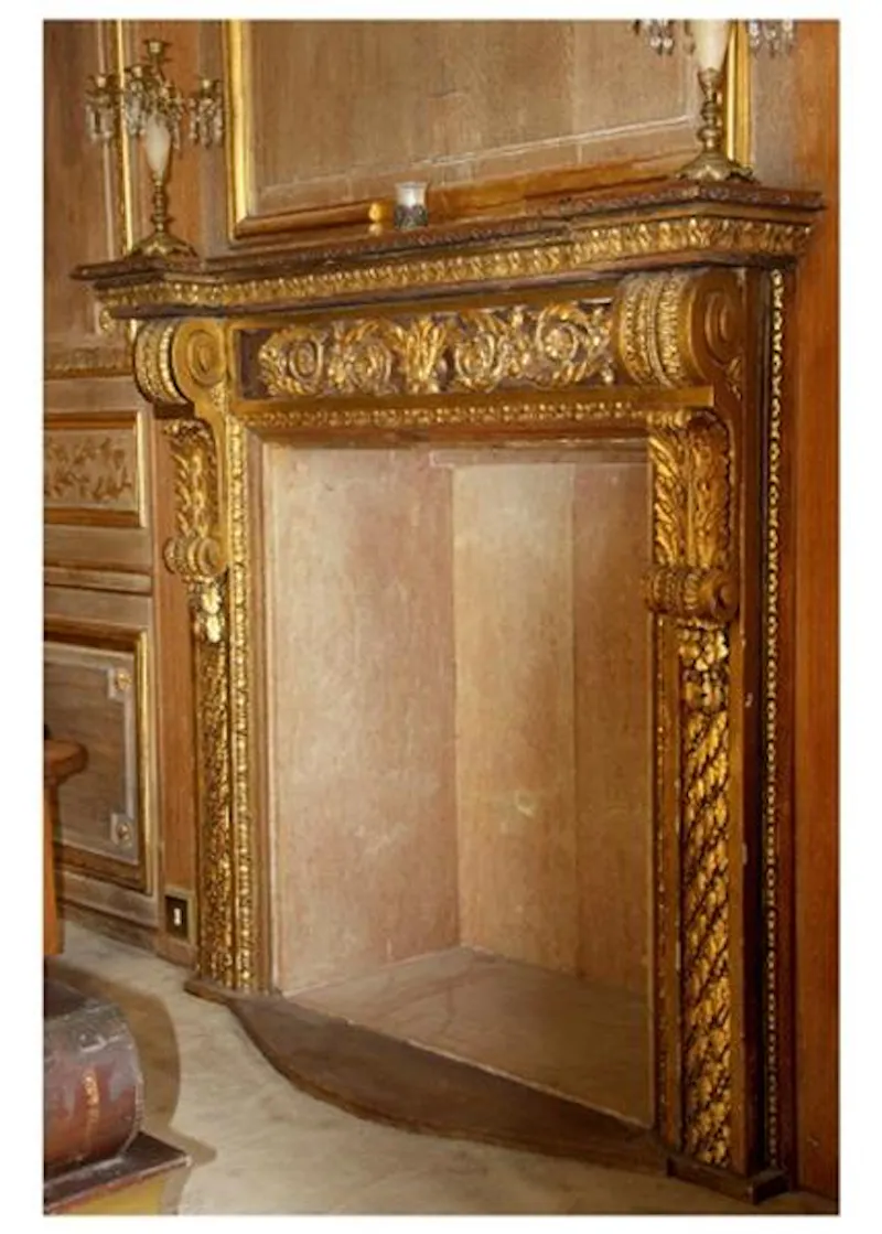 Fireplace at Film location D2216 in Berkshire (photo 12)