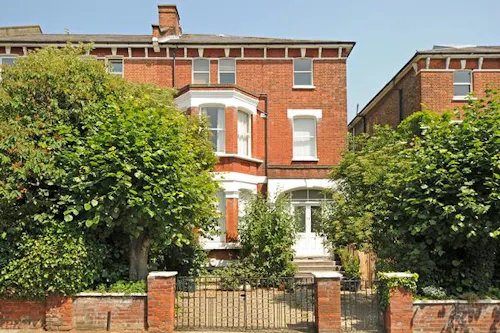 Brondesbury garden apartment, F1080