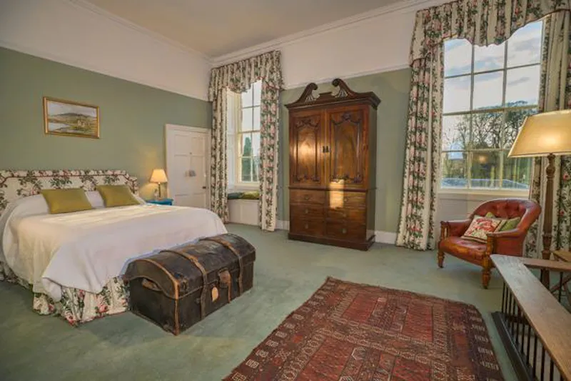 Bedroom at Chateau style house Northampton, A1379 (photo 17)