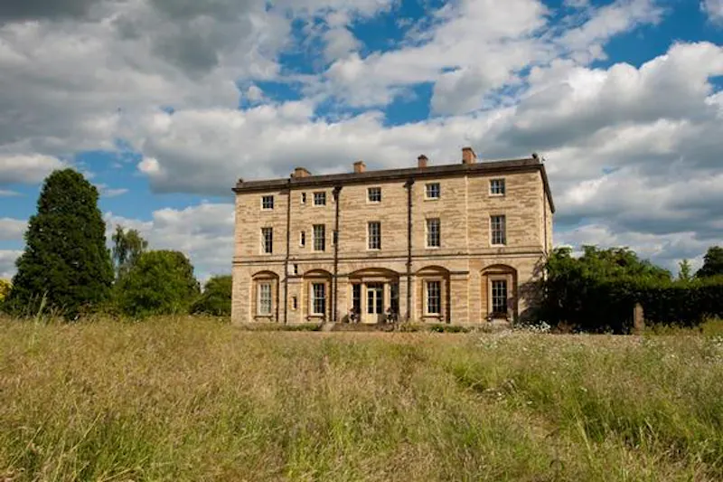 Chateau style house Northampton, A1379 (photo 42)