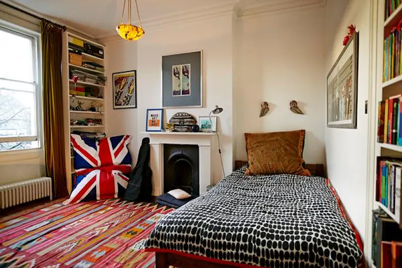 Bedroom - child's at Shepherd's Bush gold house, B1675 (photo 24)