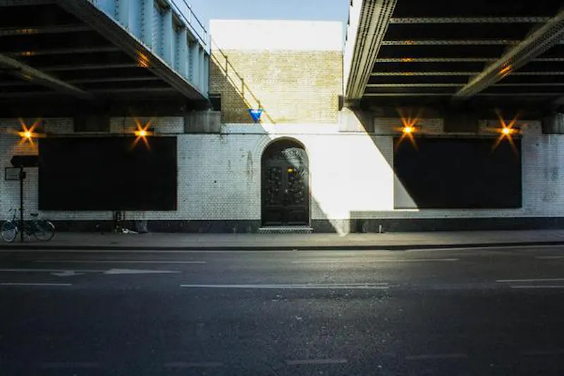 Arched event space in Old Street, N399 (photo 1)