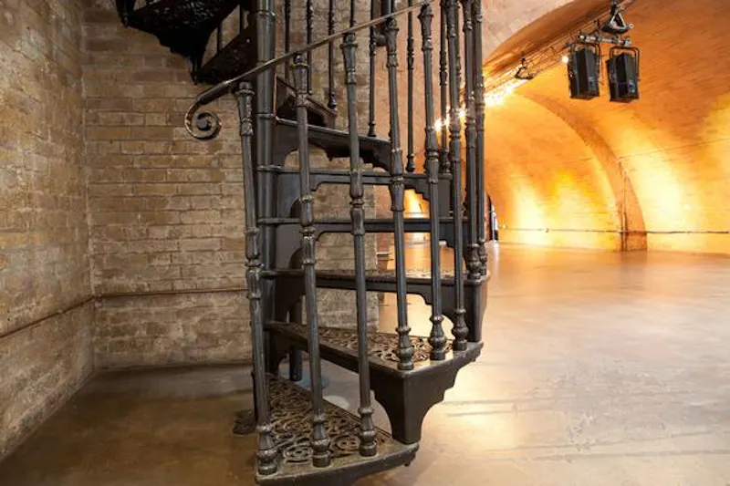 Arched event space in Old Street, N399 (photo 7)