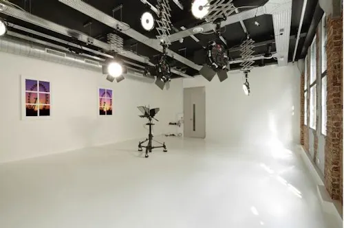Oxford Circus studios , N400