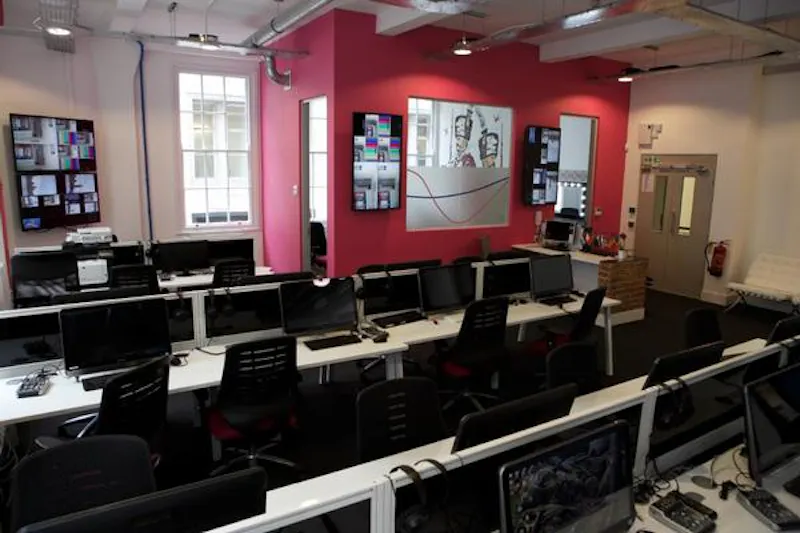 Study at Oxford Circus studios , N400 (photo 3)