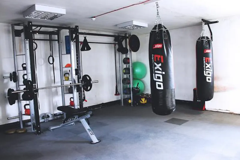 Harlow studio with boxing ring, N401 (photo 13)