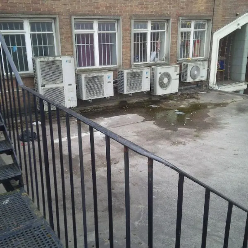 Harlow studio with boxing ring, N401 (photo 22)