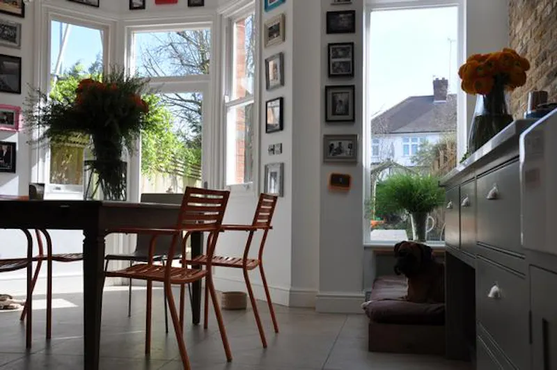 Colourful Willesden Green house, B1676 (photo 10)