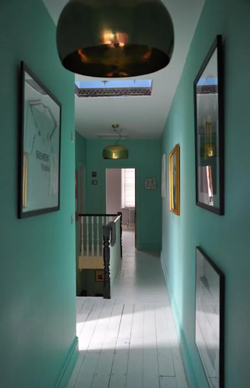 Colourful Willesden Green house, B1676 (photo 18)