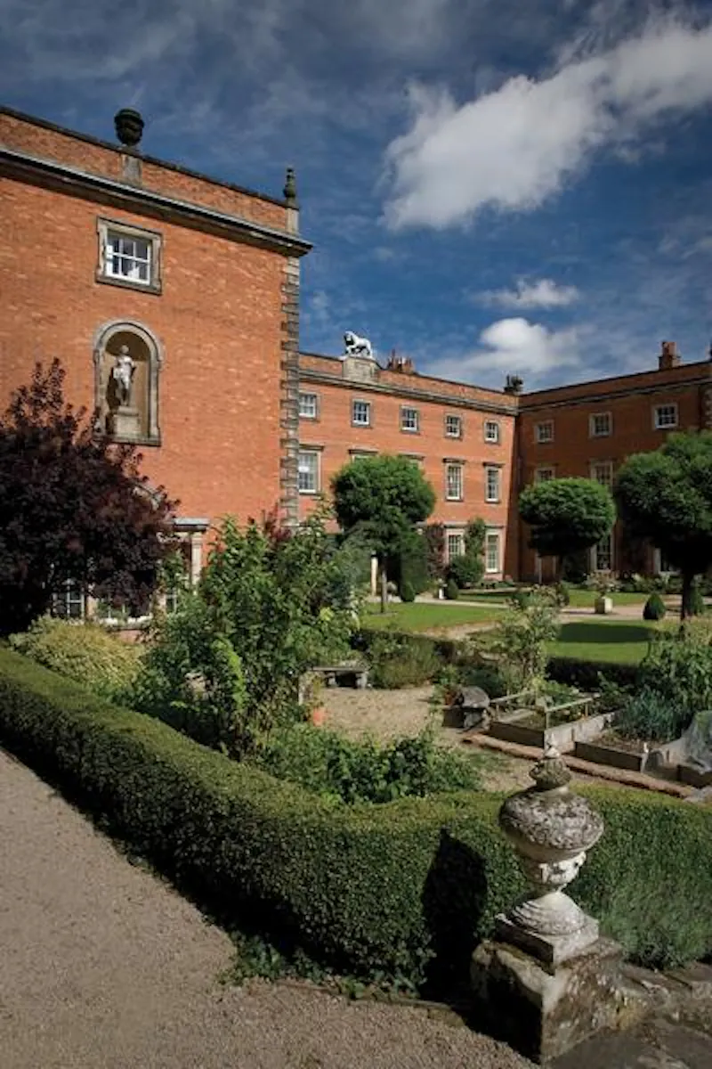 Garden - formal at Grand estate with chapel in Willington, A1381 (photo 35)