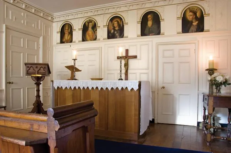 Grand estate with chapel in Willington, A1381 (photo 39)