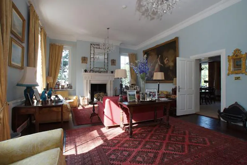 Drawing room at Luxurious Willington manor house, A1382 (photo 5)