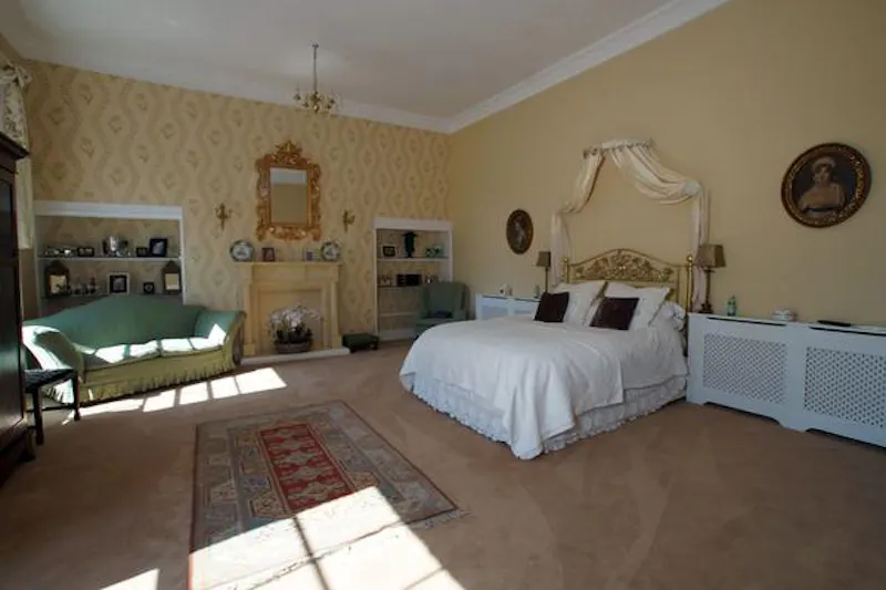 Luxurious Willington manor house, A1382 (photo 11)
