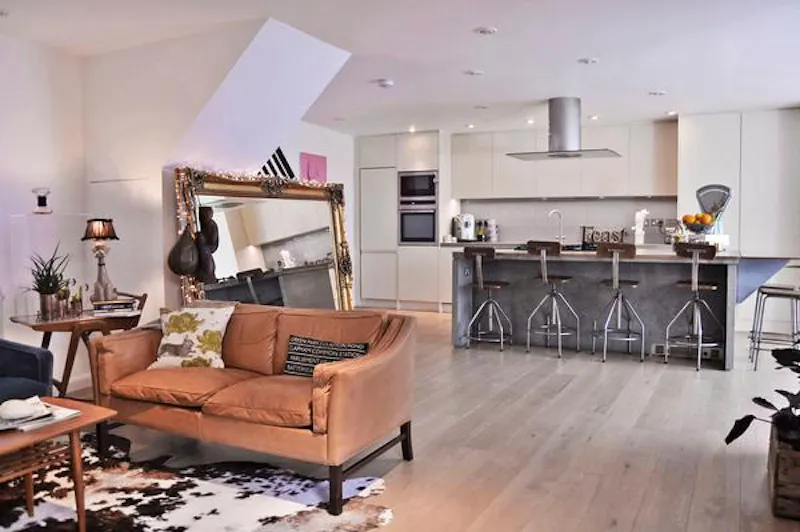 Open plan at Balham tropical cube house, K401 (photo 20)
