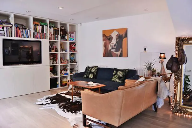 Sitting room at Balham tropical cube house, K401 (photo 22)