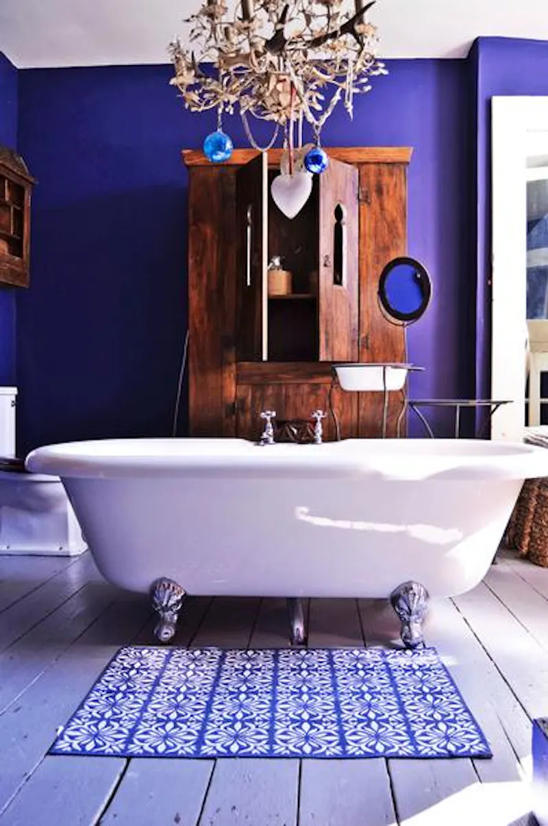 Bathroom at Delightful Peckham house, B1679 (photo 22)