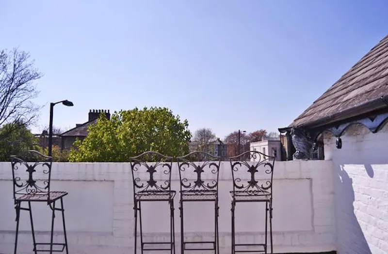 Delightful Peckham house, B1679 (photo 25)