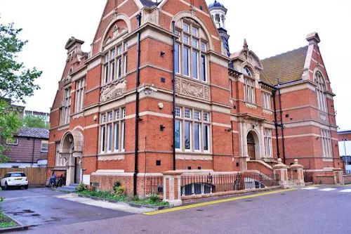 Empty Victorian school in Beckenham, Q107