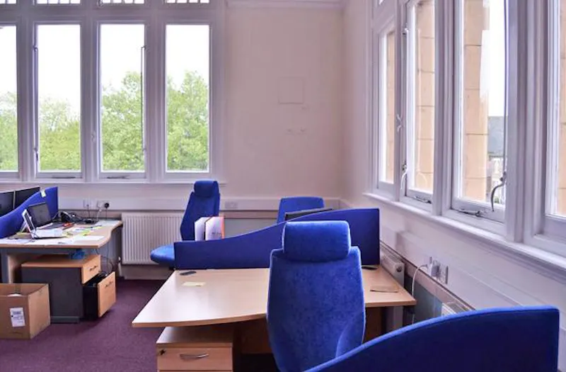 Empty Victorian school in Beckenham, Q107 (photo 23)