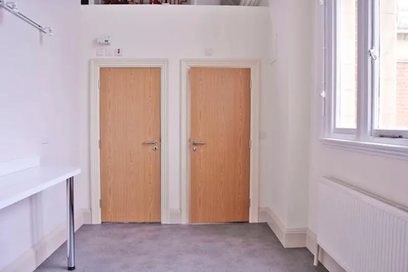Empty Victorian school in Beckenham, Q107 (photo 27)