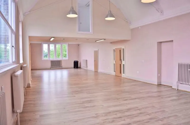 Empty Victorian school in Beckenham, Q107 (photo 33)