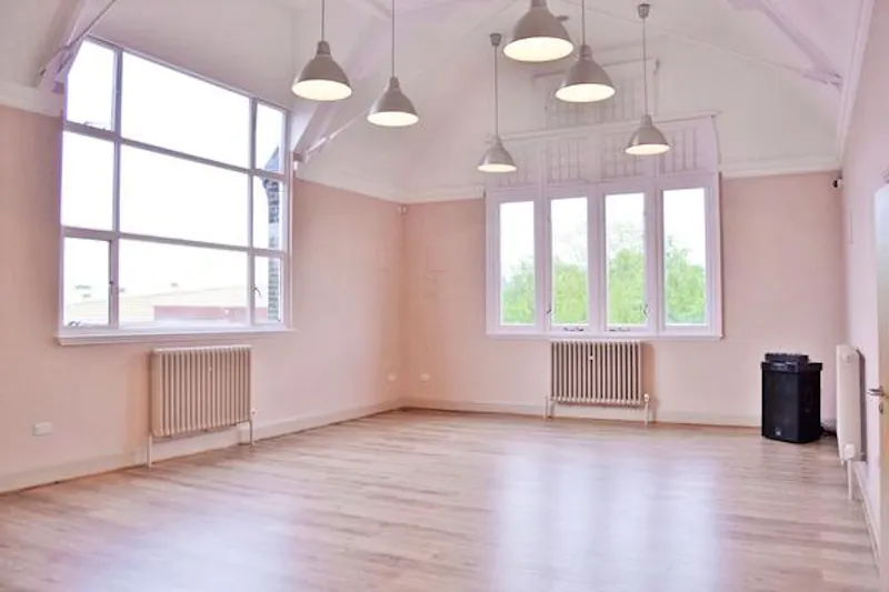 Empty Victorian school in Beckenham, Q107 (photo 39)
