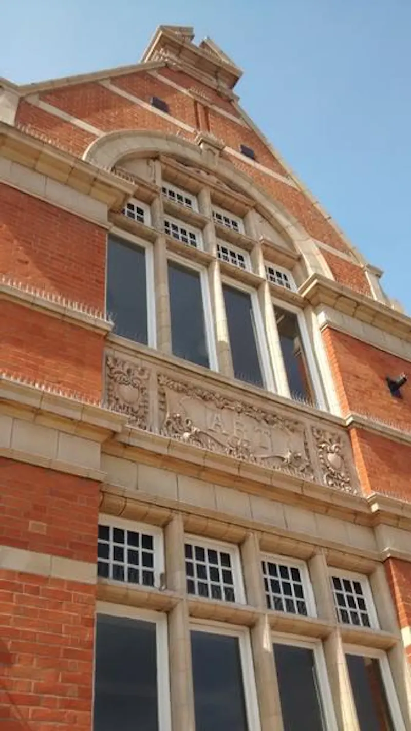 Empty Victorian school in Beckenham, Q107 (photo 47)