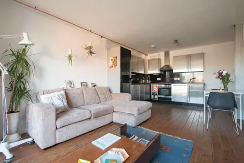 Modern London Fields apartment, F1085