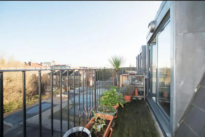 Balcony at Modern London Fields apartment, F1085 (photo 10)