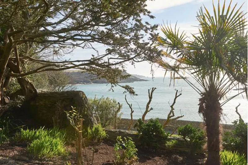 Shoot and stay Salcombe home, E416 (photo 44)