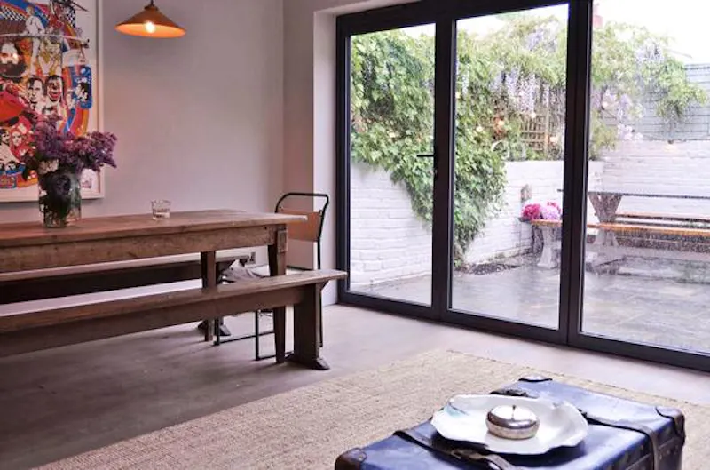 French doors at Contemporary Kensal Rise house, B1680 (photo 15)