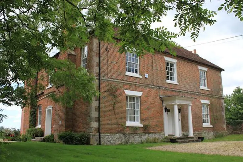 Country house in Nursling , B1682 (photo 1)
