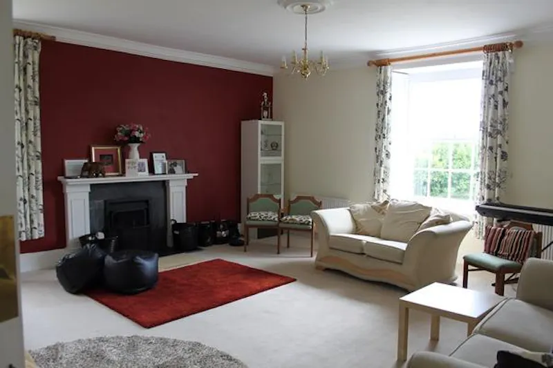 Drawing room at Country house in Nursling , B1682 (photo 7)