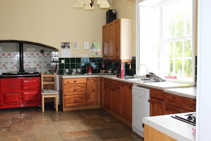 Aga at Country house in Nursling , B1682 (photo 12)