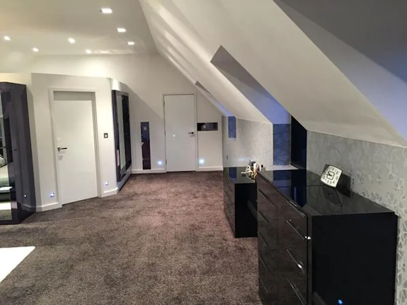 High tech Northampton home, D2221 (photo 30)