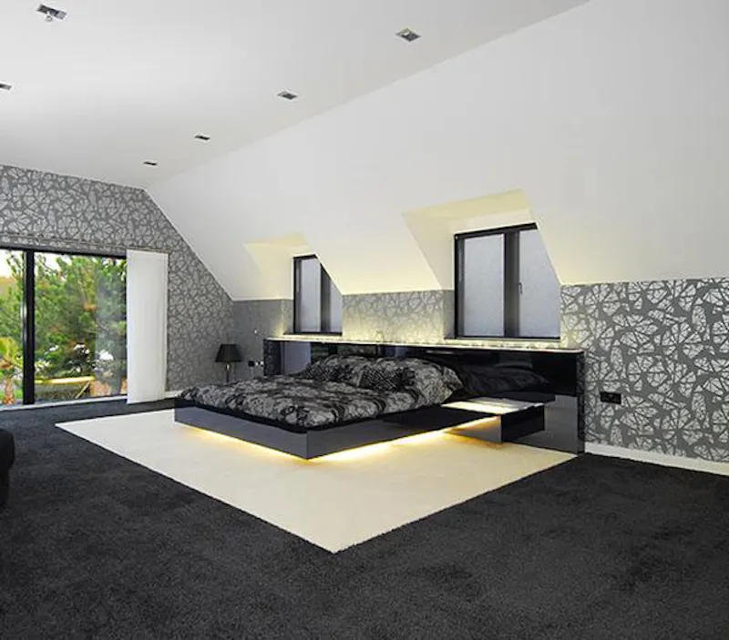 High tech Northampton home, D2221 (photo 39)