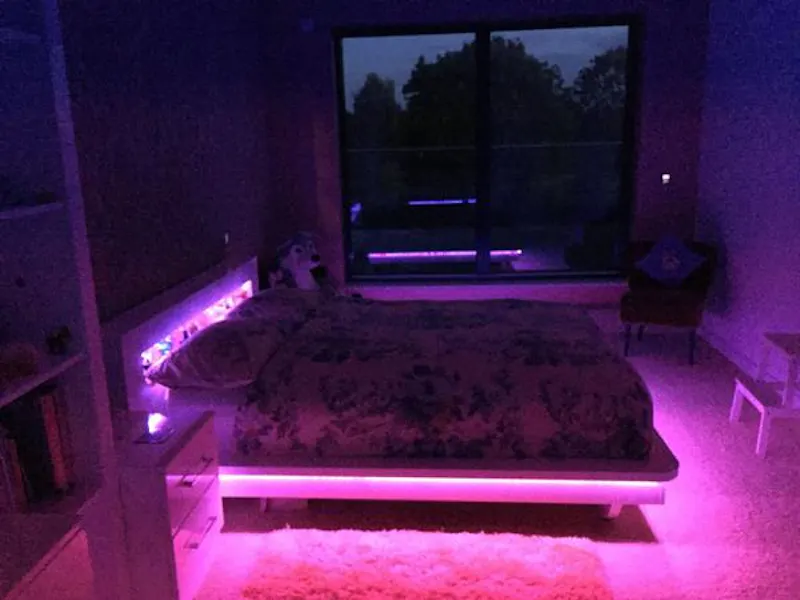 High tech Northampton home, D2221 (photo 47)