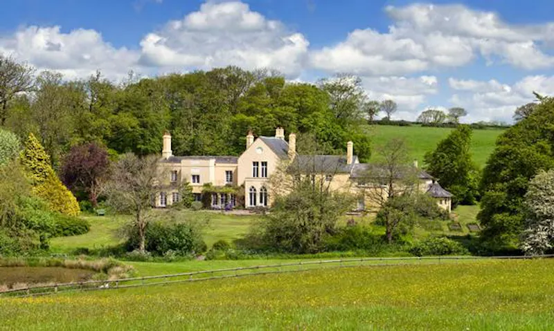 Rackenford County house, B1686 (photo 11)