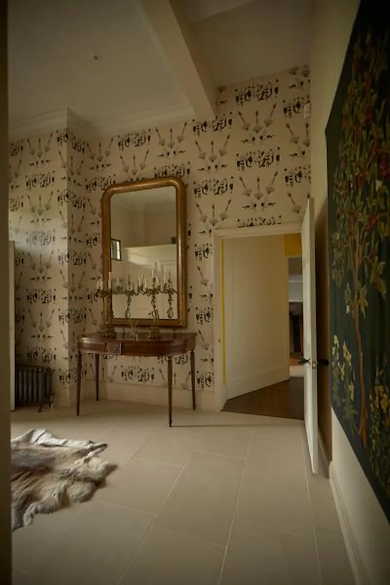 Immaculate Devizes country house, A1384 (photo 12)
